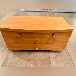 Musical, mirrored, velvet lined jewelry box